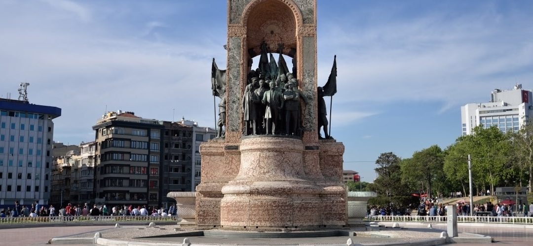 Monumentos y Atracciones Turísticas