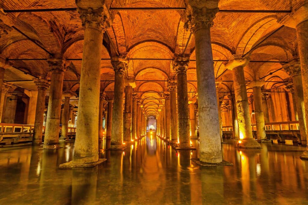 Tour por la Cisterna Basilica